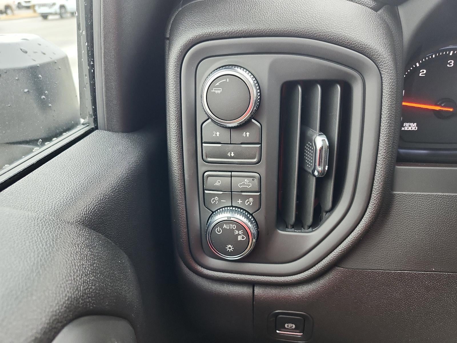 2026 GMC Sierra 2500 HD Crew Cab Long Box 4-Wheel Drive Pro