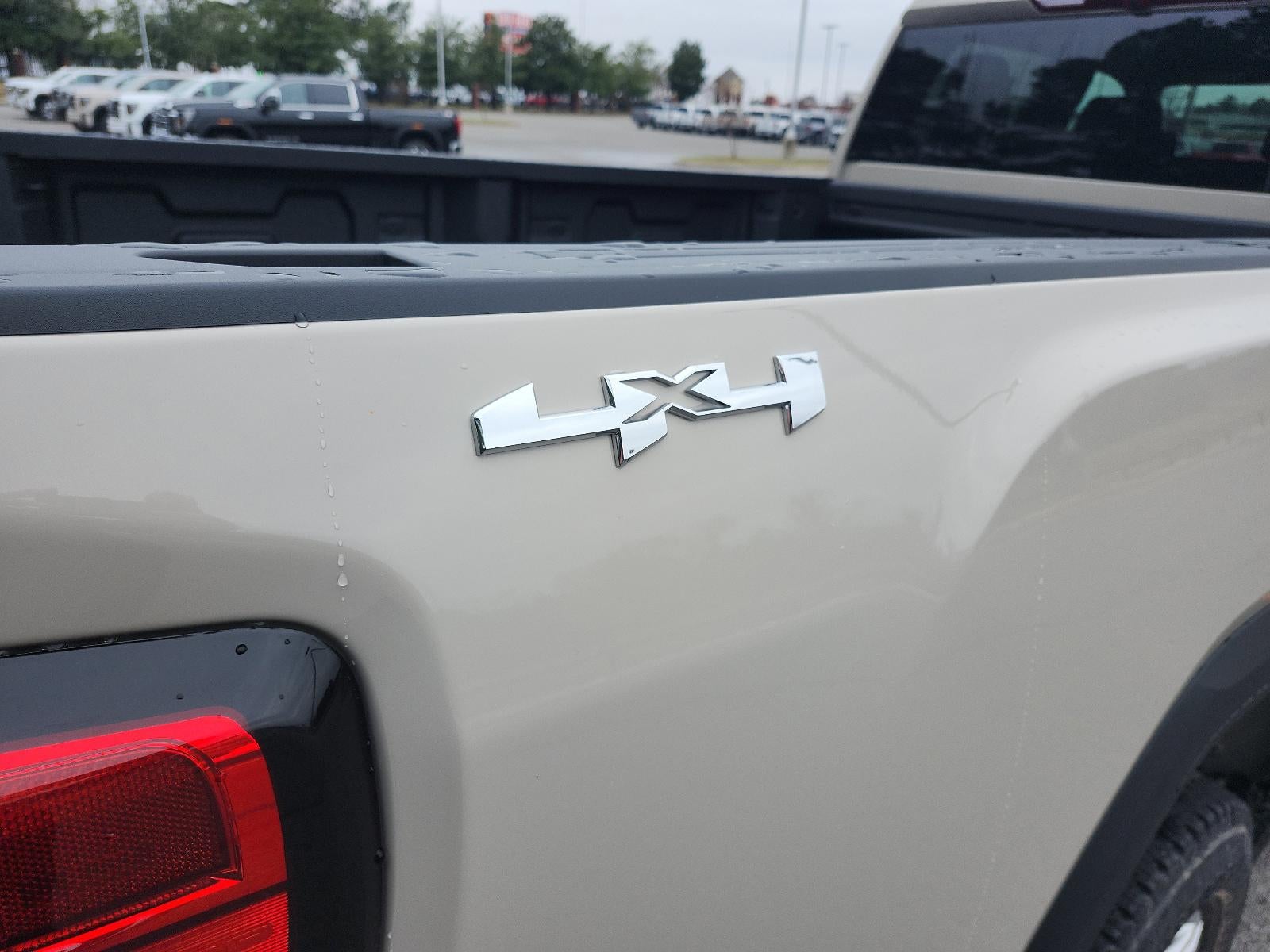 2026 GMC Sierra 2500 HD Crew Cab Long Box 4-Wheel Drive Pro