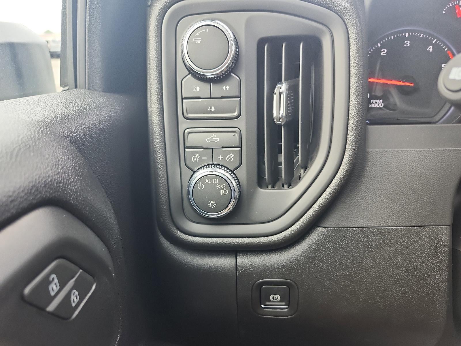 2026 GMC Sierra 2500 HD Crew Cab Long Box 4-Wheel Drive Pro