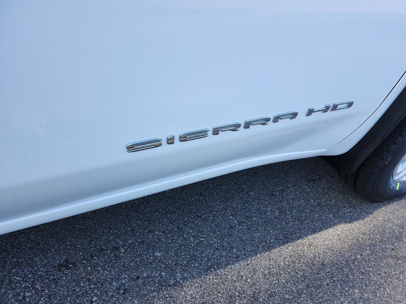 2026 GMC Sierra 2500 HD Crew Cab Long Box 4-Wheel Drive Pro