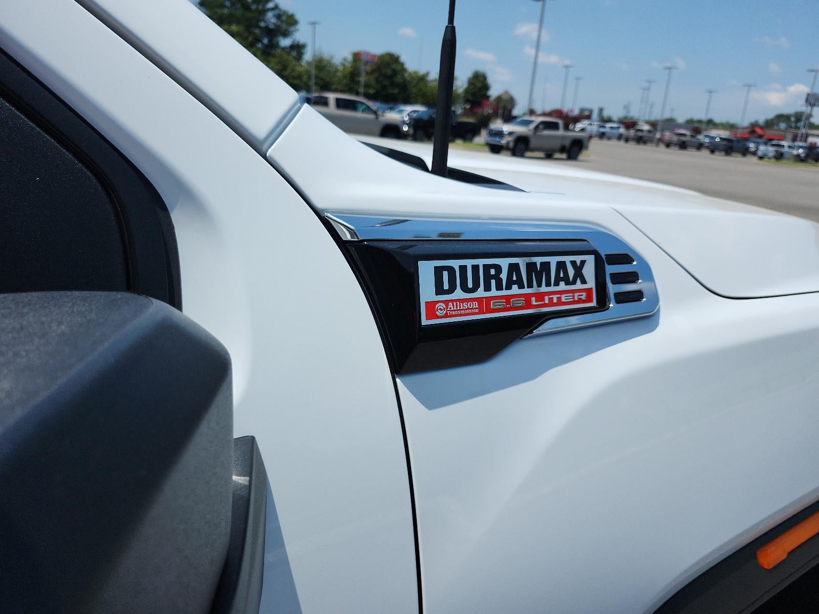 2026 GMC Sierra 2500 HD Crew Cab Long Box 4-Wheel Drive Pro