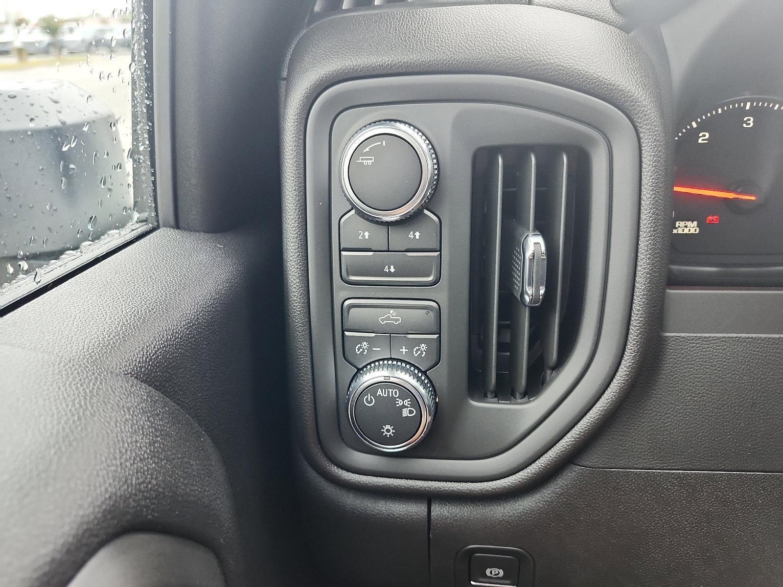 2025 GMC Sierra 2500 HD Crew Cab Standard Box 4-Wheel Drive Pro