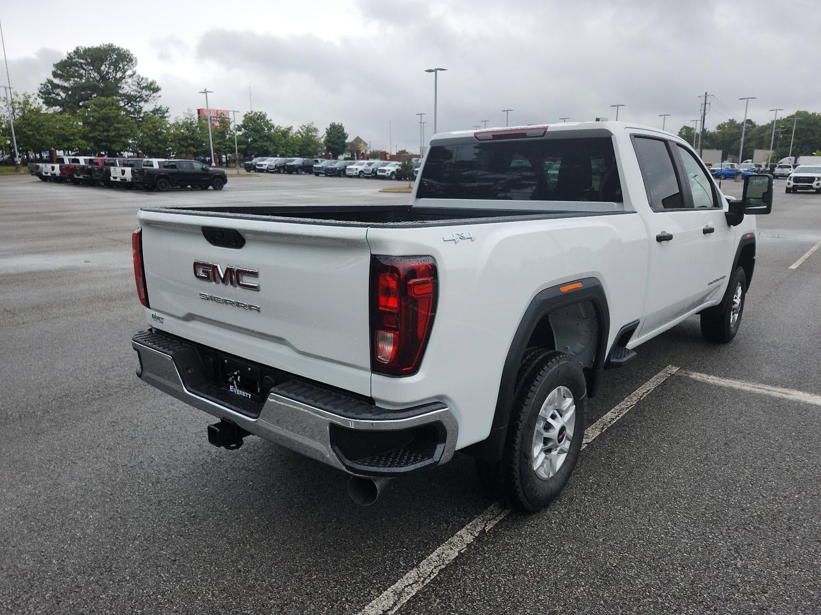 2025 GMC Sierra 2500 HD Crew Cab Standard Box 4-Wheel Drive Pro