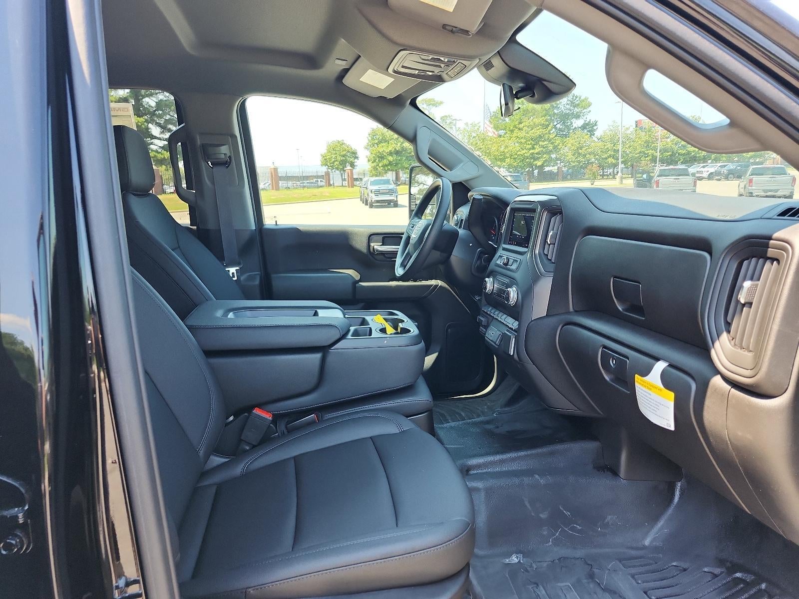 2025 GMC Sierra 2500 HD Crew Cab Standard Box 4-Wheel Drive Pro