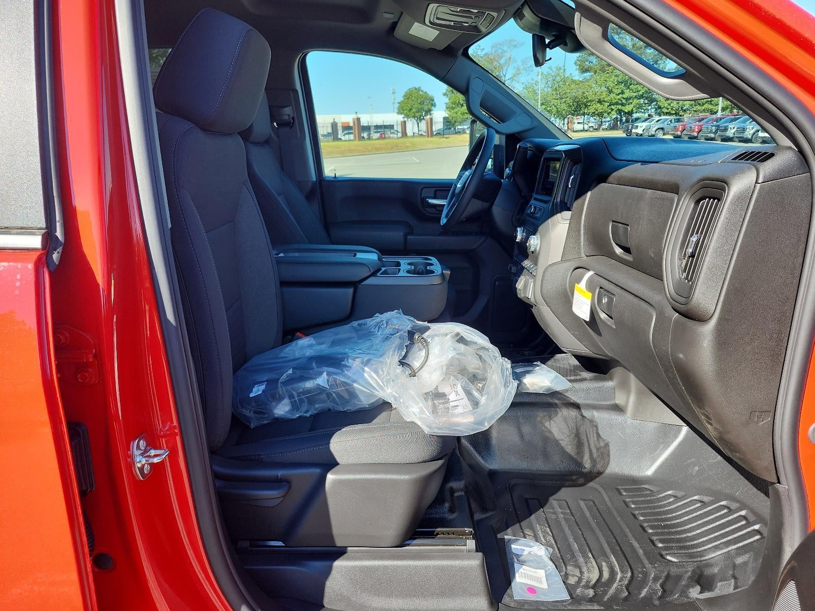 2026 GMC Sierra 2500 HD Crew Cab Standard Box 4-Wheel Drive Pro