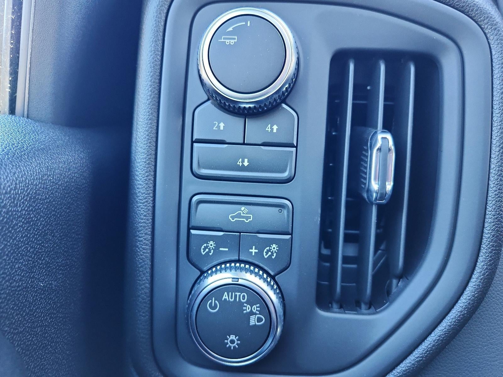 2026 GMC Sierra 2500 HD Crew Cab Standard Box 4-Wheel Drive Pro