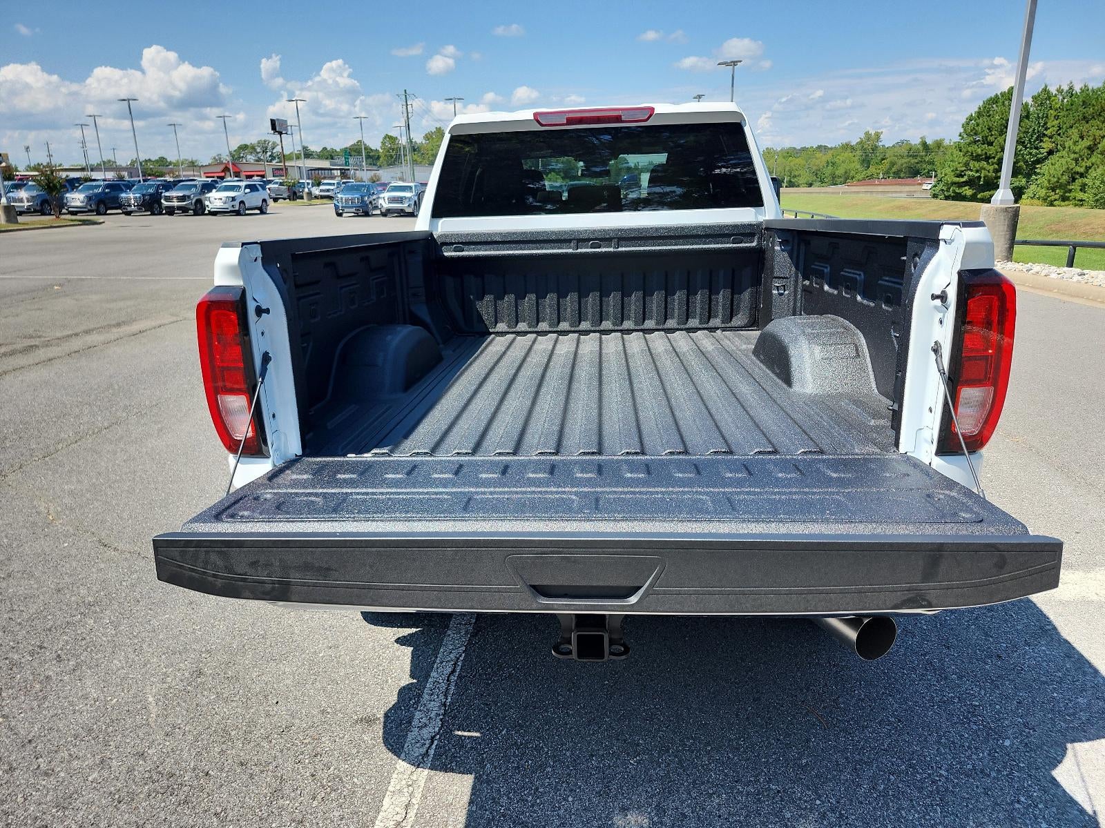 2025 GMC Sierra 2500 HD Crew Cab Standard Box 4-Wheel Drive Pro