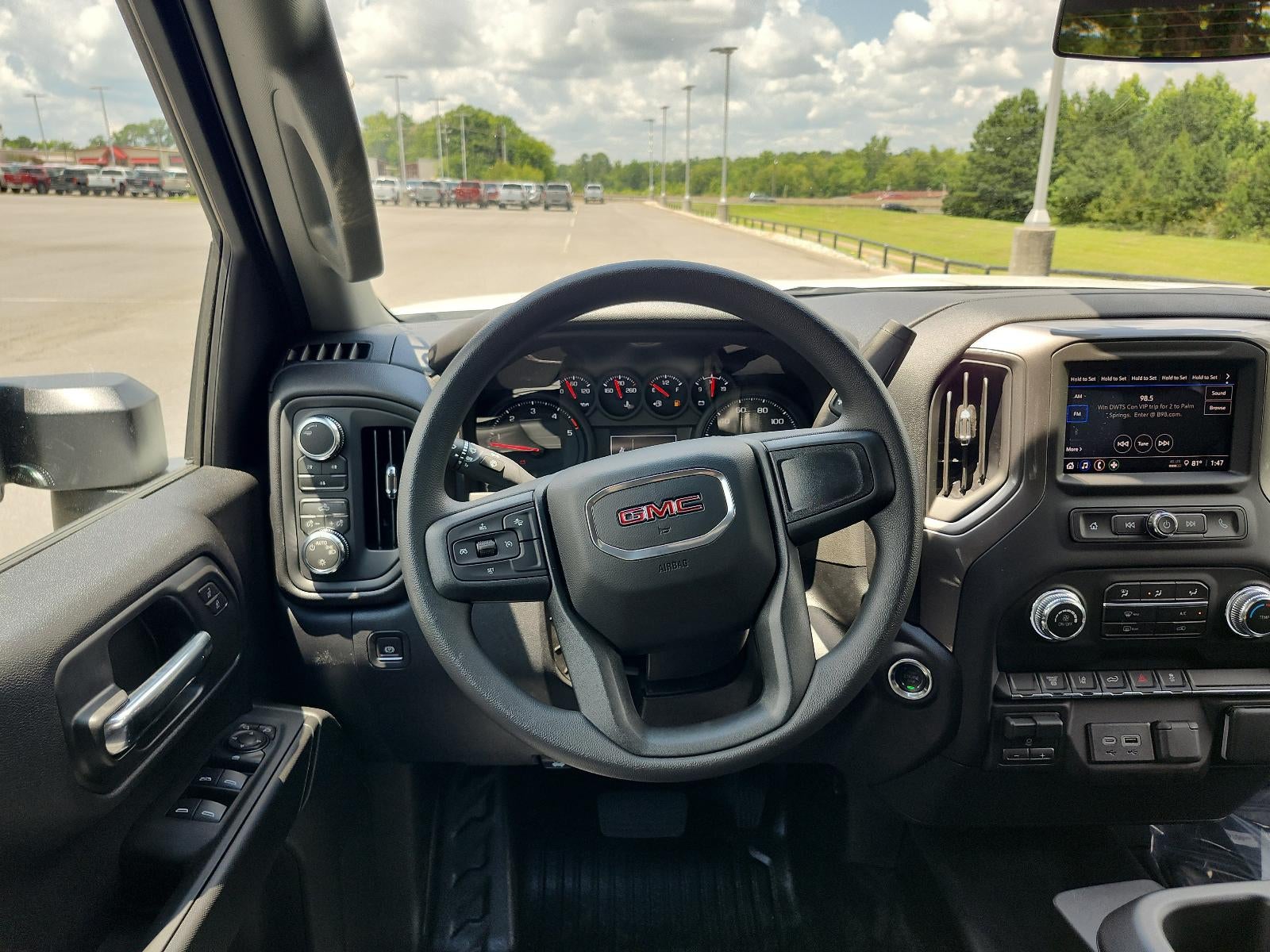2026 GMC Sierra 2500 HD Crew Cab Standard Box 4-Wheel Drive Pro
