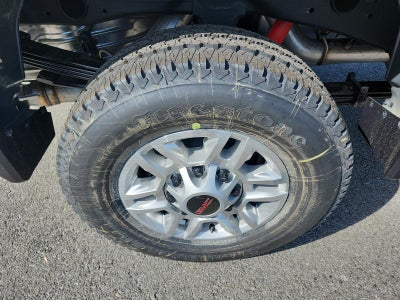 2026 GMC Sierra 2500 HD Crew Cab Standard Box 4-Wheel Drive Pro