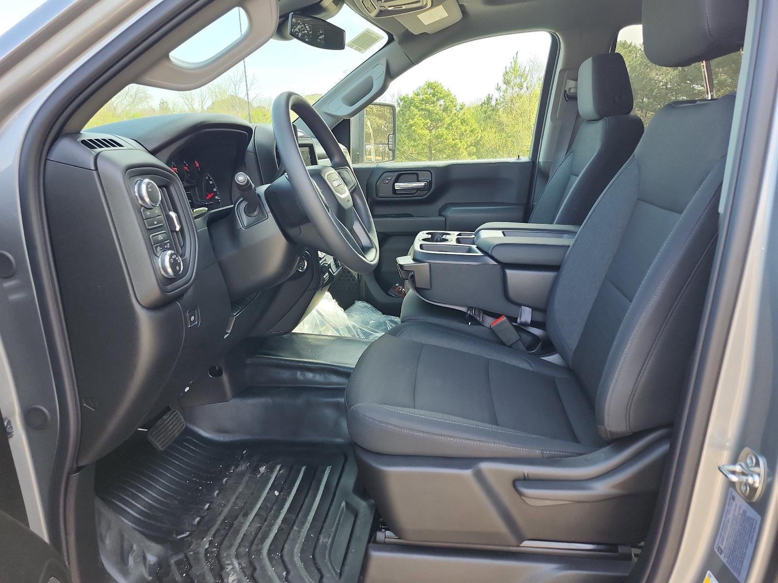 2026 GMC Sierra 2500 HD Crew Cab Standard Box 4-Wheel Drive Pro