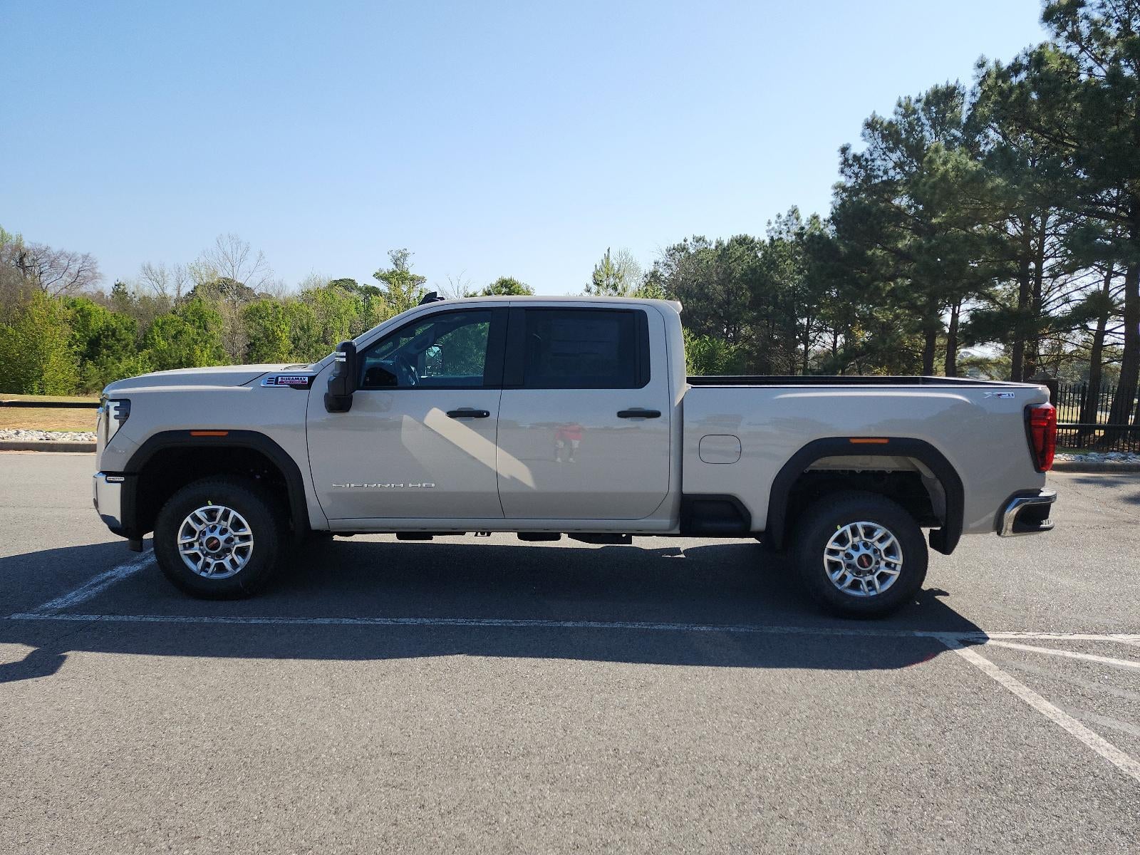 2026 GMC Sierra 2500 HD Crew Cab Standard Box 4-Wheel Drive Pro