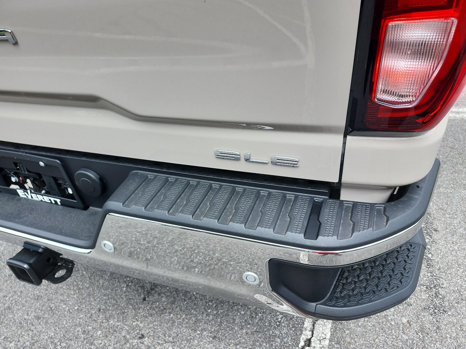 2026 GMC Sierra 2500 HD Crew Cab Standard Box 4-Wheel Drive SLE