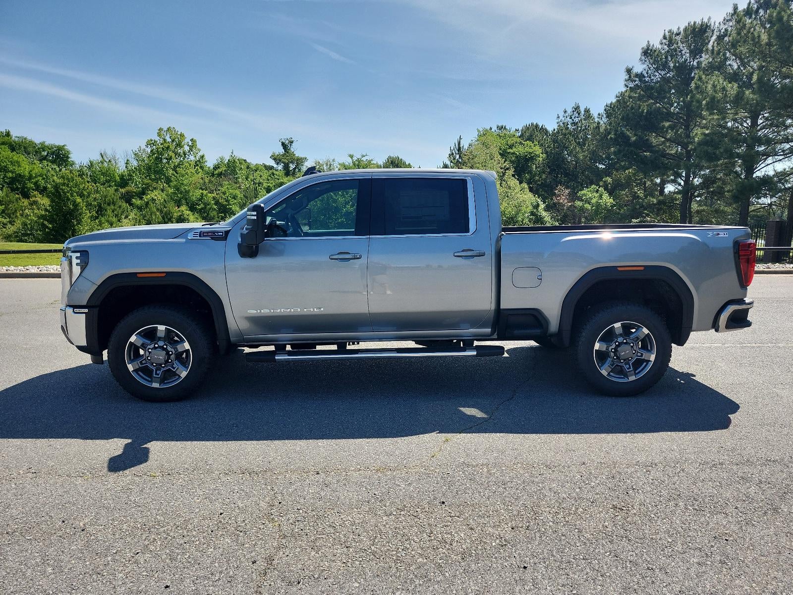 2026 GMC Sierra 2500 HD Crew Cab Standard Box 4-Wheel Drive SLE