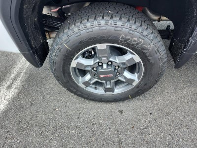 2026 GMC Sierra 2500 HD Crew Cab Standard Box 4-Wheel Drive SLE