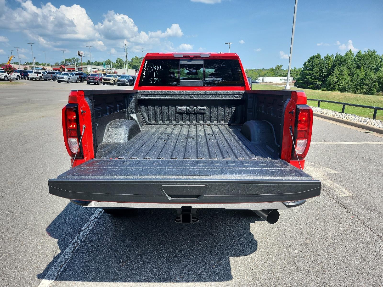 2025 GMC Sierra 2500 HD Crew Cab Standard Box 4-Wheel Drive SLE