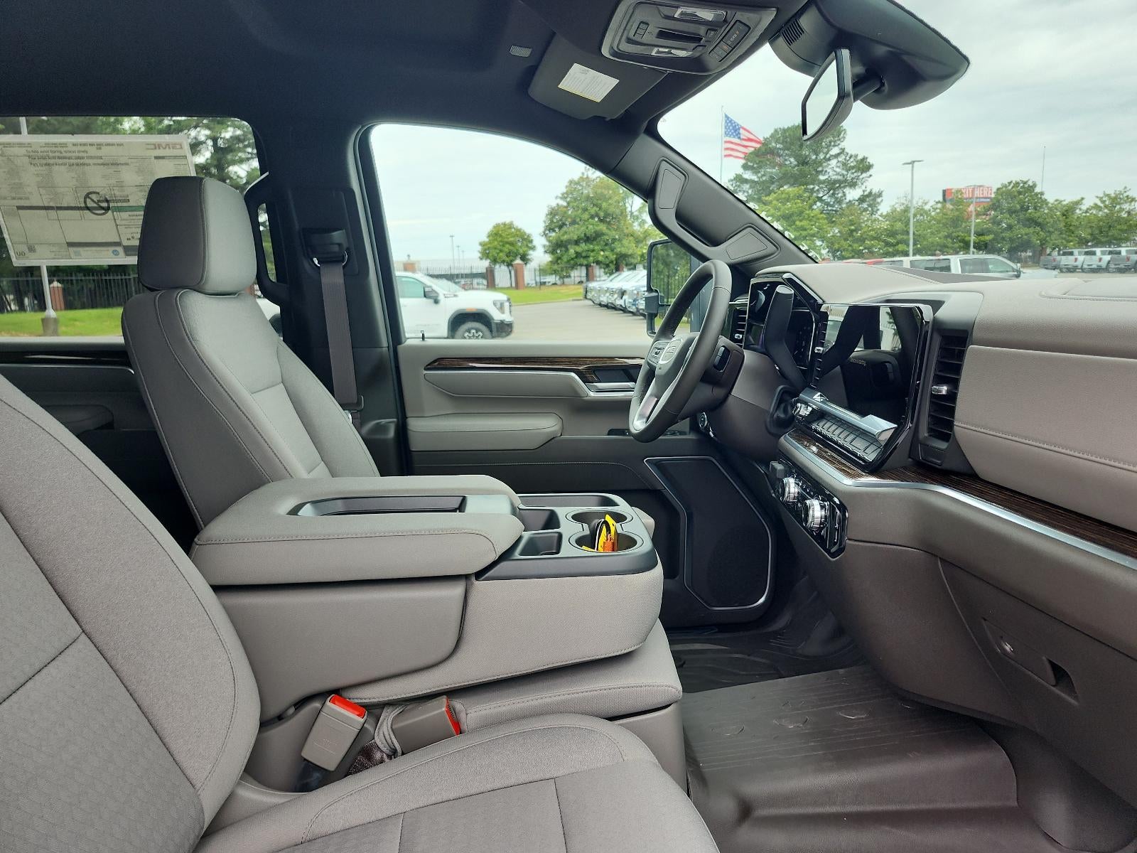 2026 GMC Sierra 2500 HD Crew Cab Standard Box 4-Wheel Drive SLE