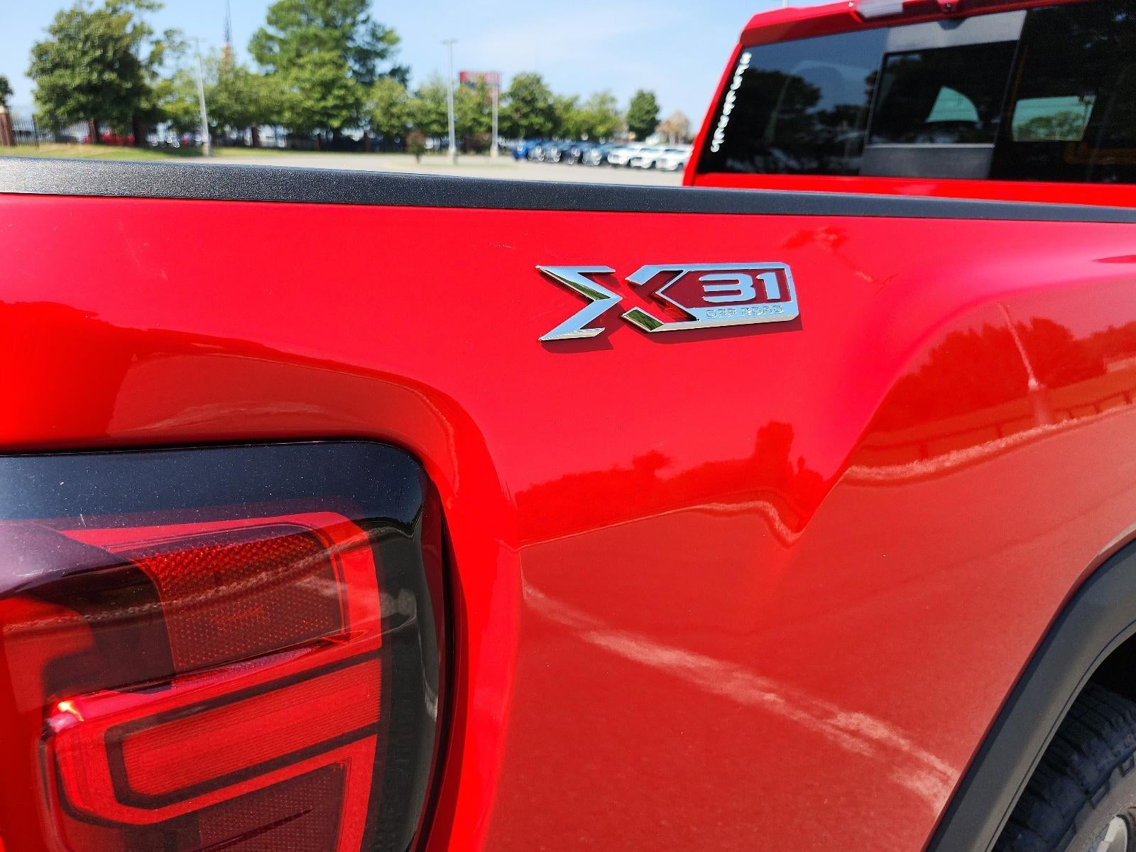 2025 GMC Sierra 2500 HD Crew Cab Standard Box 4-Wheel Drive SLE