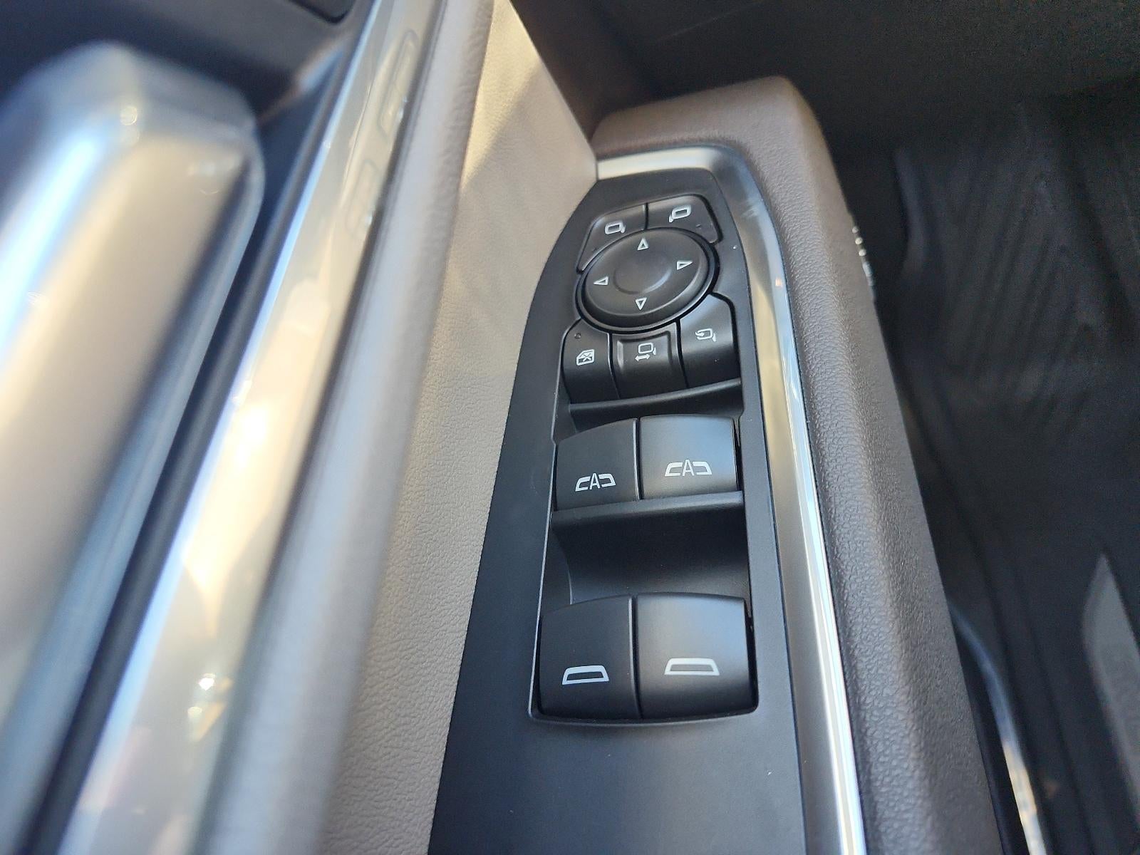 2026 GMC Sierra 2500 HD Crew Cab Standard Box 4-Wheel Drive SLT