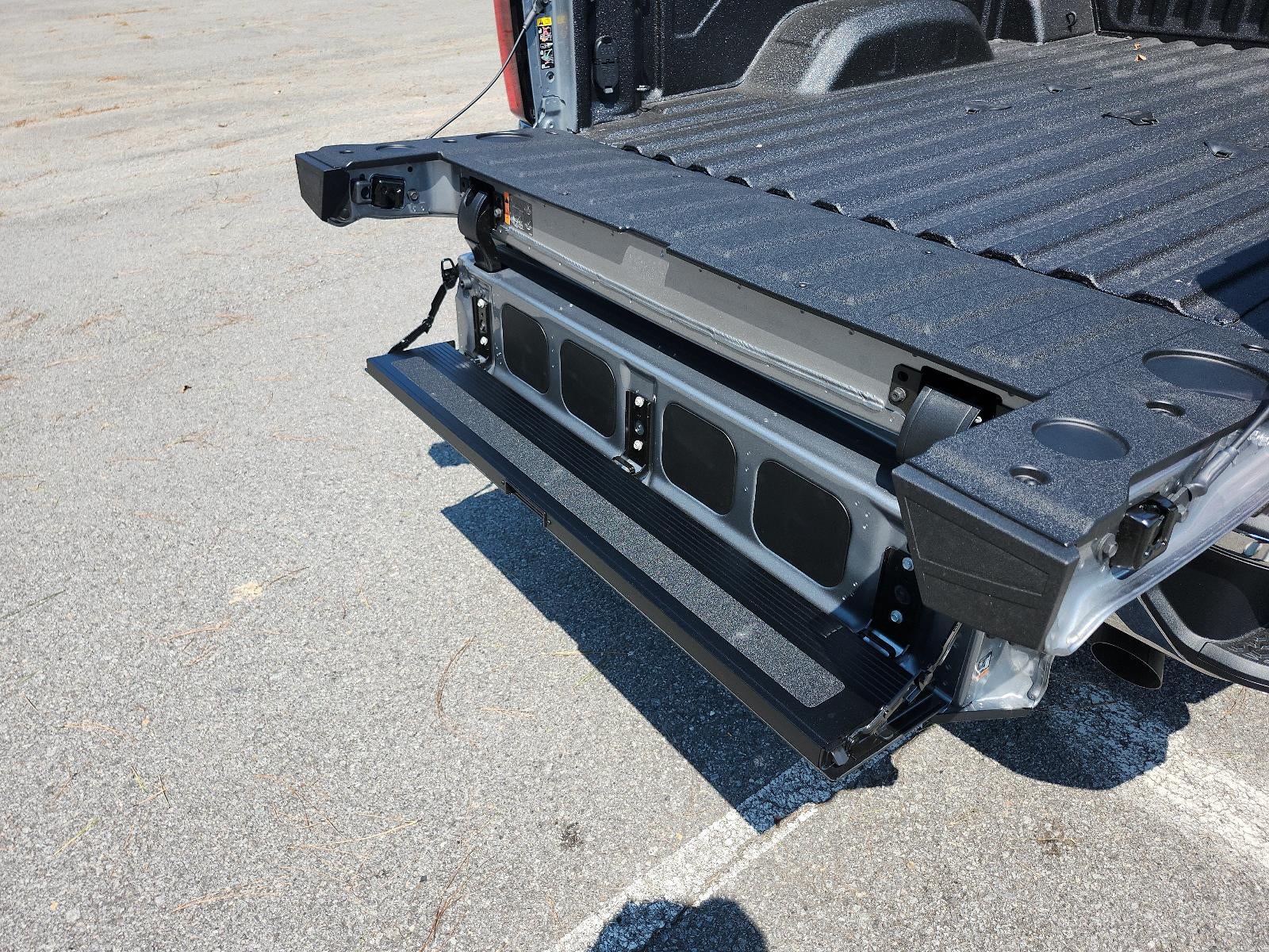 2026 GMC Sierra 2500 HD Crew Cab Standard Box 4-Wheel Drive SLT