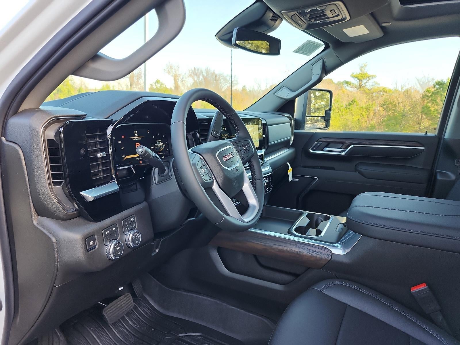 2026 GMC Sierra 2500 HD Crew Cab Standard Box 4-Wheel Drive SLT