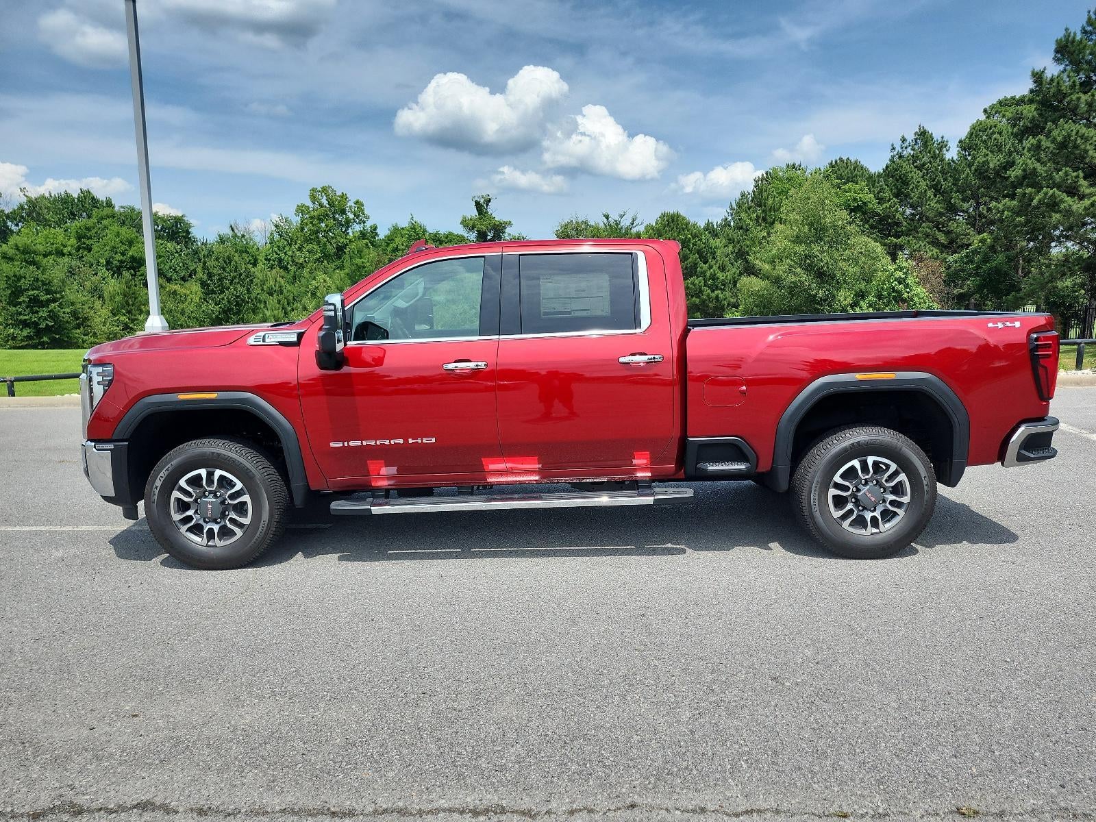 2026 GMC Sierra 2500 HD Crew Cab Standard Box 4-Wheel Drive SLT
