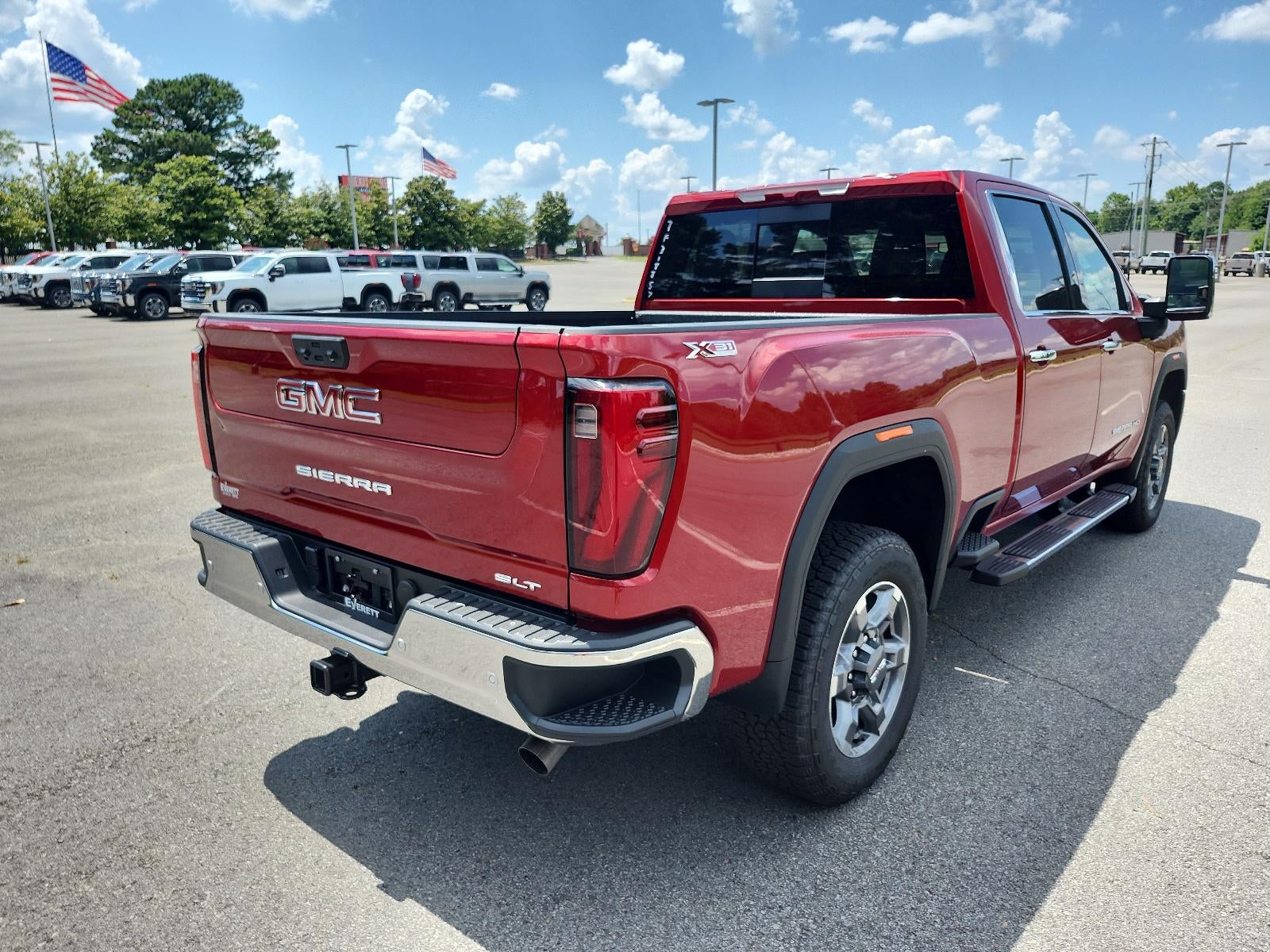 2026 GMC Sierra 2500 HD Crew Cab Standard Box 4-Wheel Drive SLT