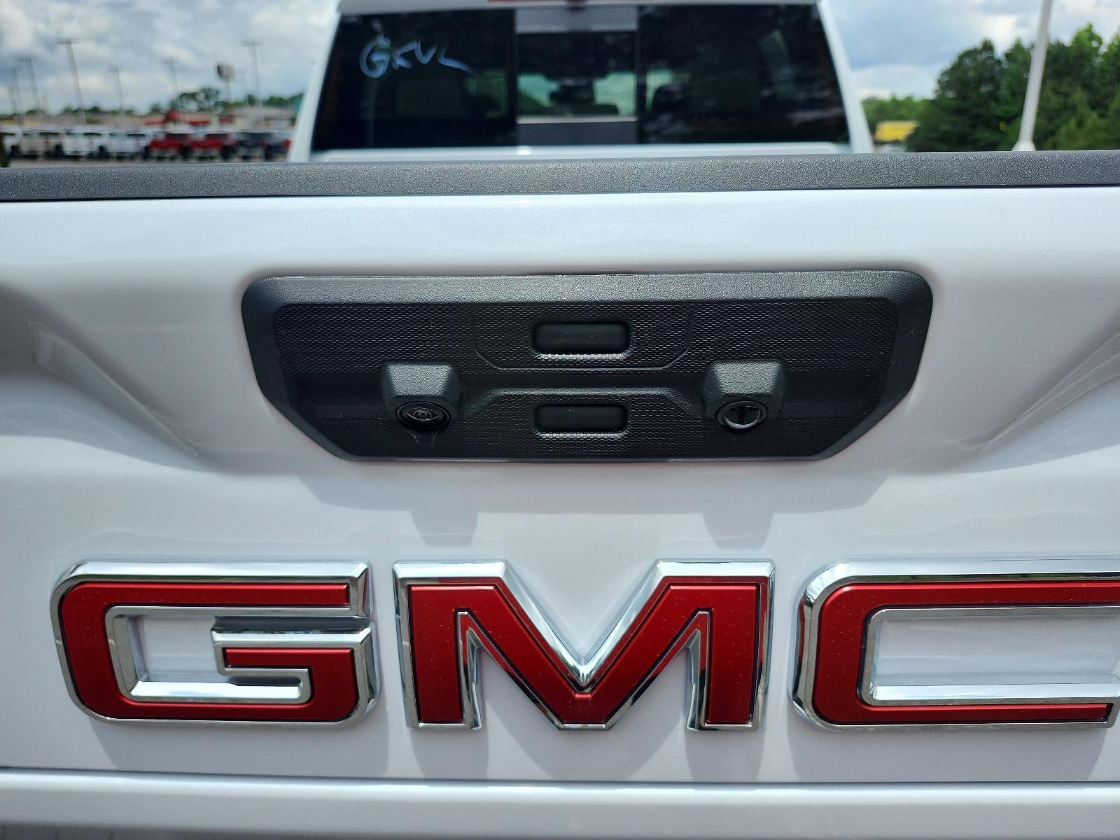 2026 GMC Sierra 2500 HD Crew Cab Standard Box 4-Wheel Drive SLT