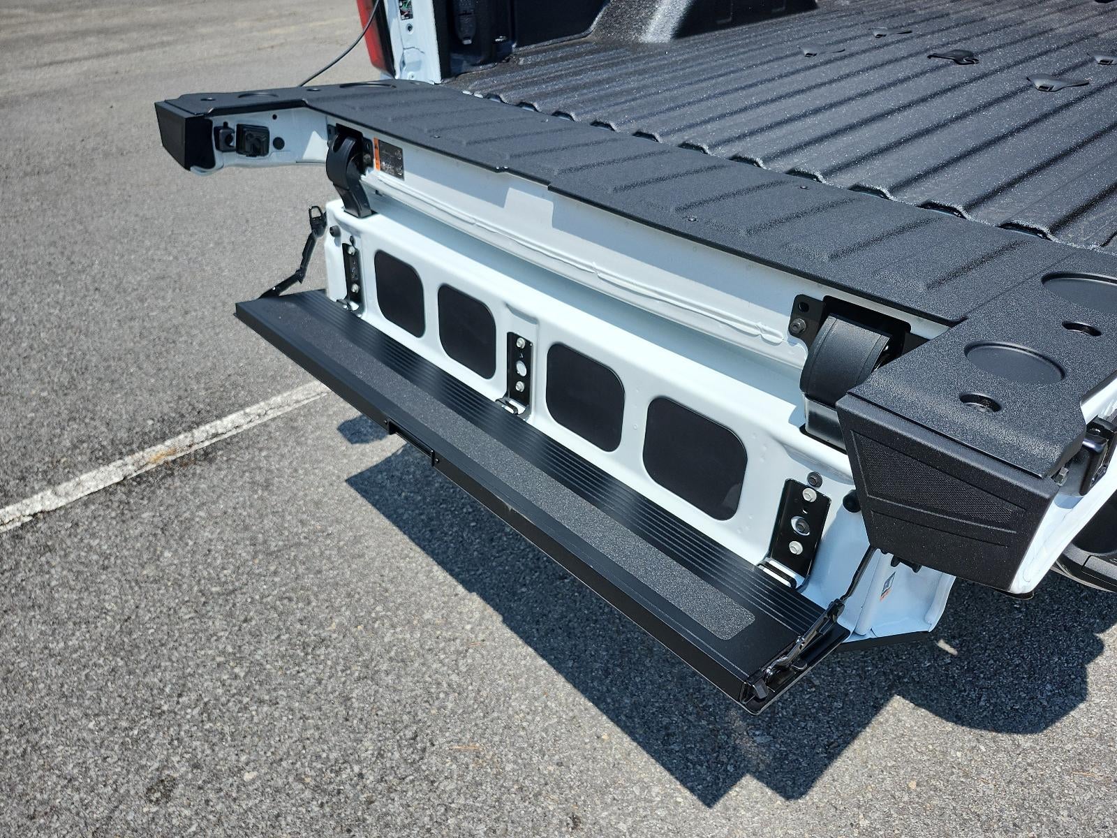 2026 GMC Sierra 2500 HD Crew Cab Standard Box 4-Wheel Drive SLT