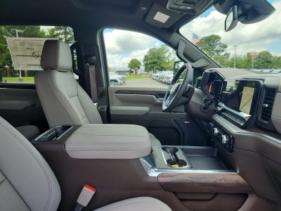 2026 GMC Sierra 2500 HD Crew Cab Standard Box 4-Wheel Drive SLT