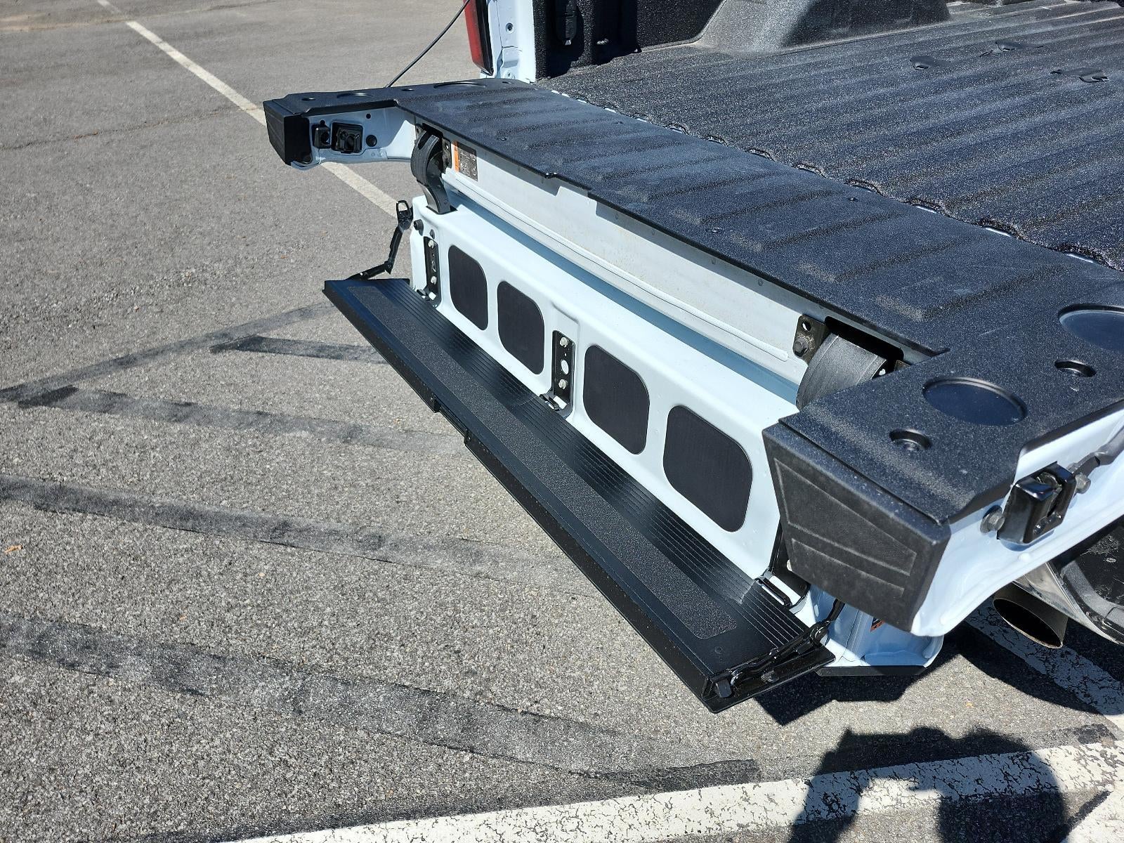 2026 GMC Sierra 2500 HD Crew Cab Standard Box 4-Wheel Drive SLT