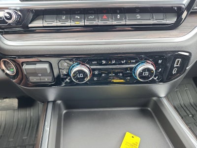 2026 GMC Sierra 2500 HD Crew Cab Standard Box 4-Wheel Drive SLT