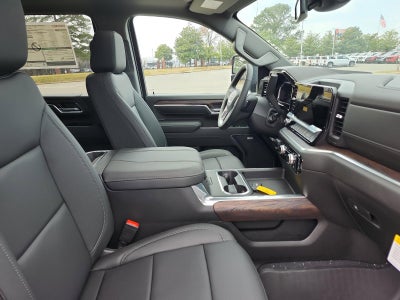 2026 GMC Sierra 2500 HD Crew Cab Standard Box 4-Wheel Drive SLT