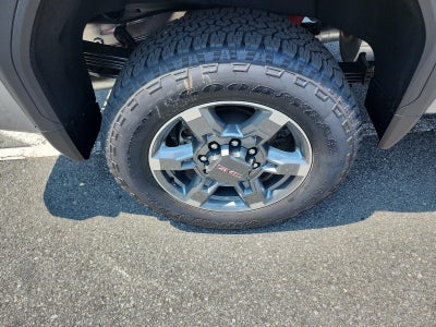 2026 GMC Sierra 2500 HD Crew Cab Standard Box 4-Wheel Drive SLT