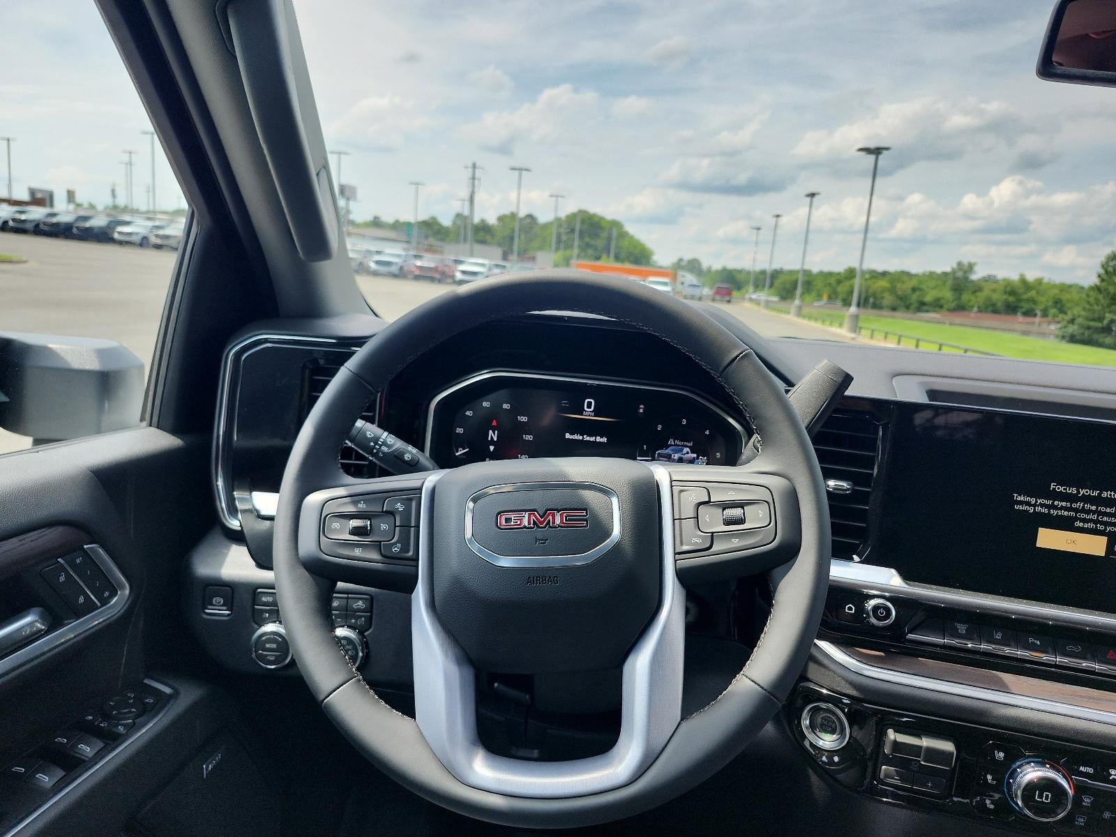 2026 GMC Sierra 2500 HD Crew Cab Standard Box 4-Wheel Drive SLT