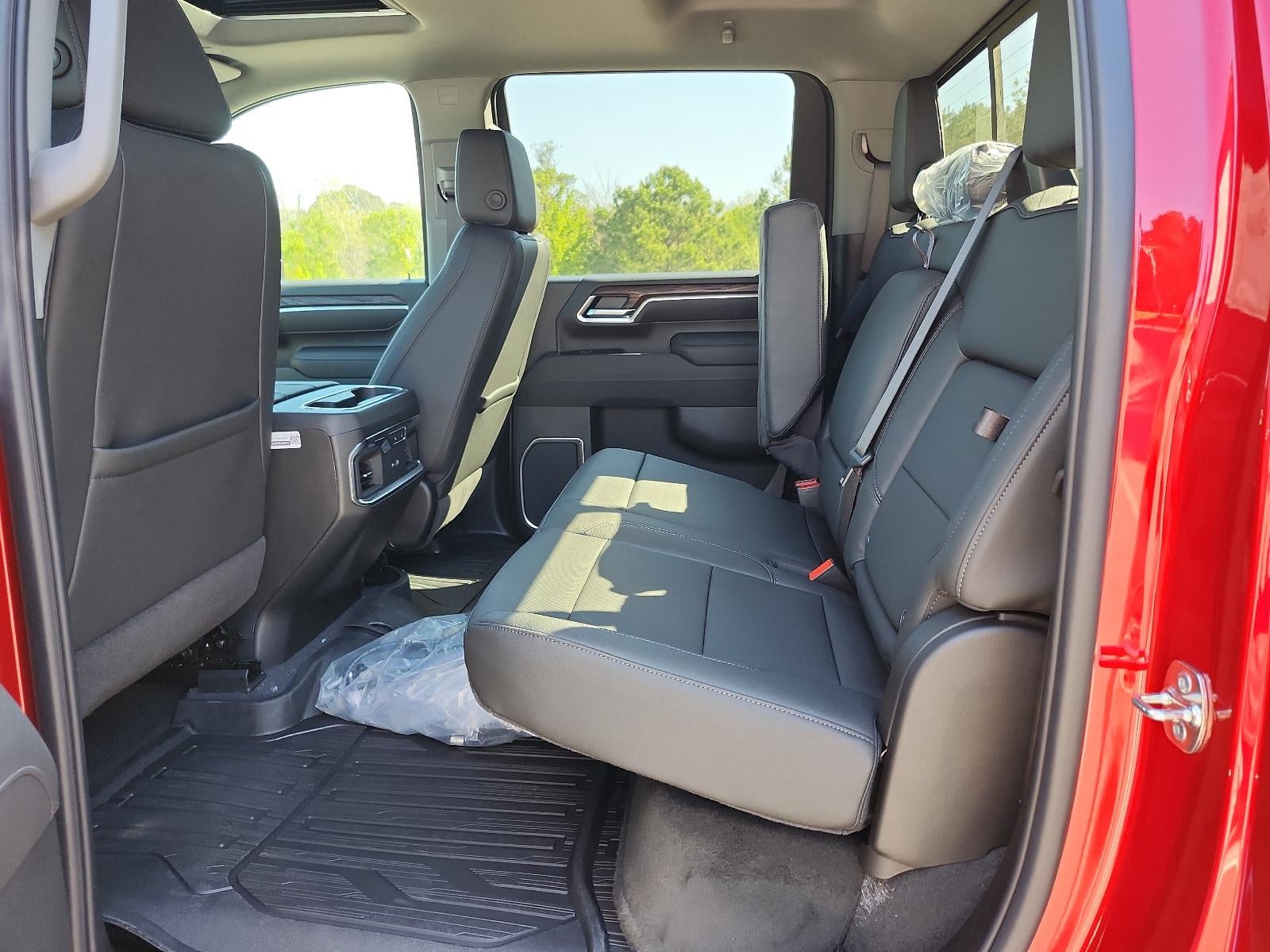 2026 GMC Sierra 2500 HD Crew Cab Standard Box 4-Wheel Drive SLT