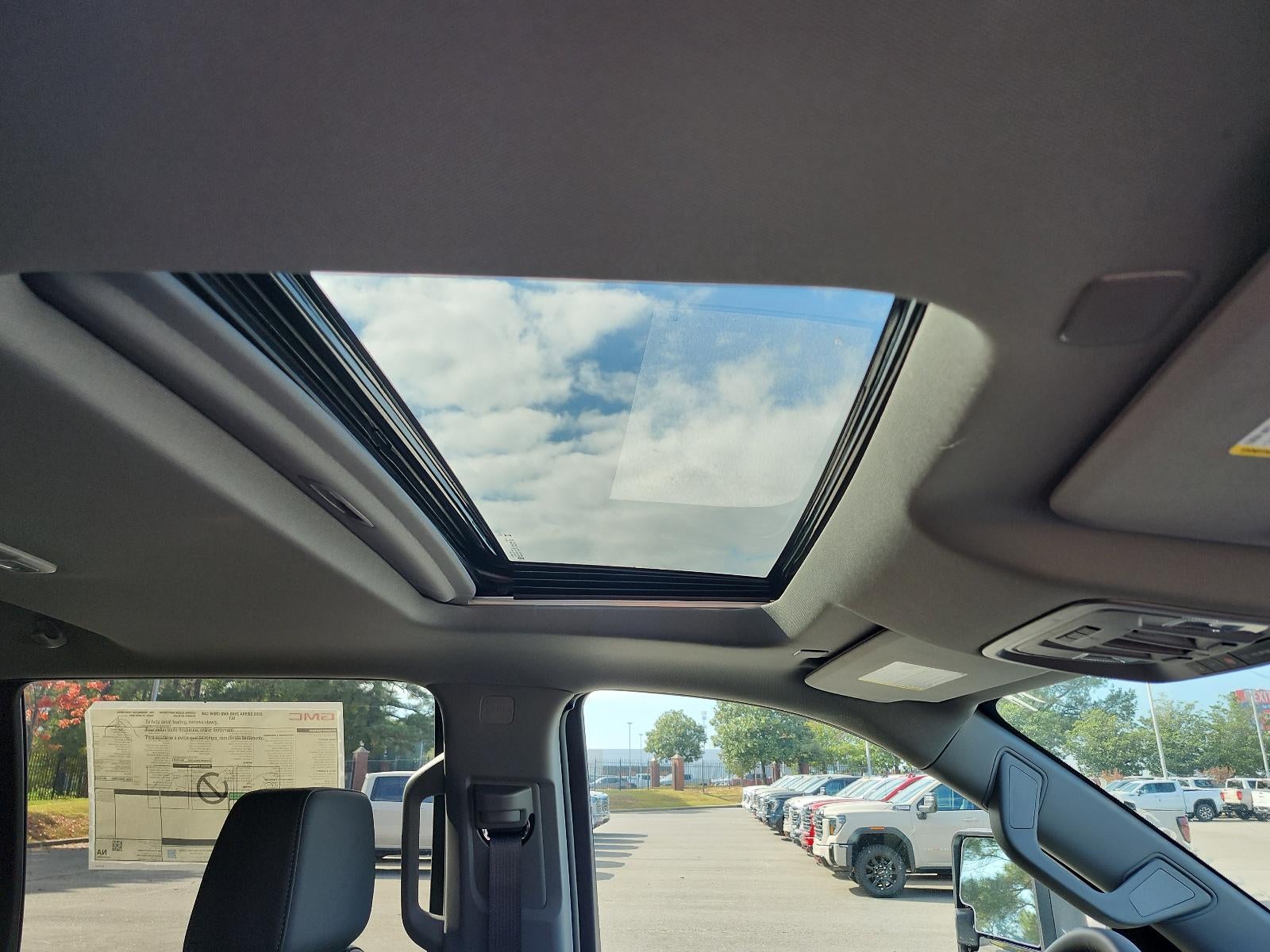 2026 GMC Sierra 2500 HD Crew Cab Standard Box 4-Wheel Drive SLT