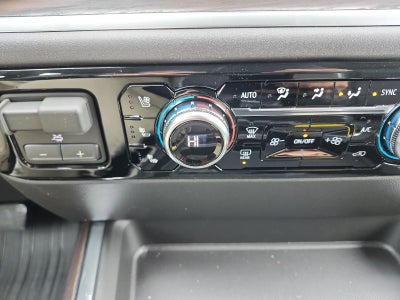 2026 GMC Sierra 2500 HD Crew Cab Standard Box 4-Wheel Drive SLT