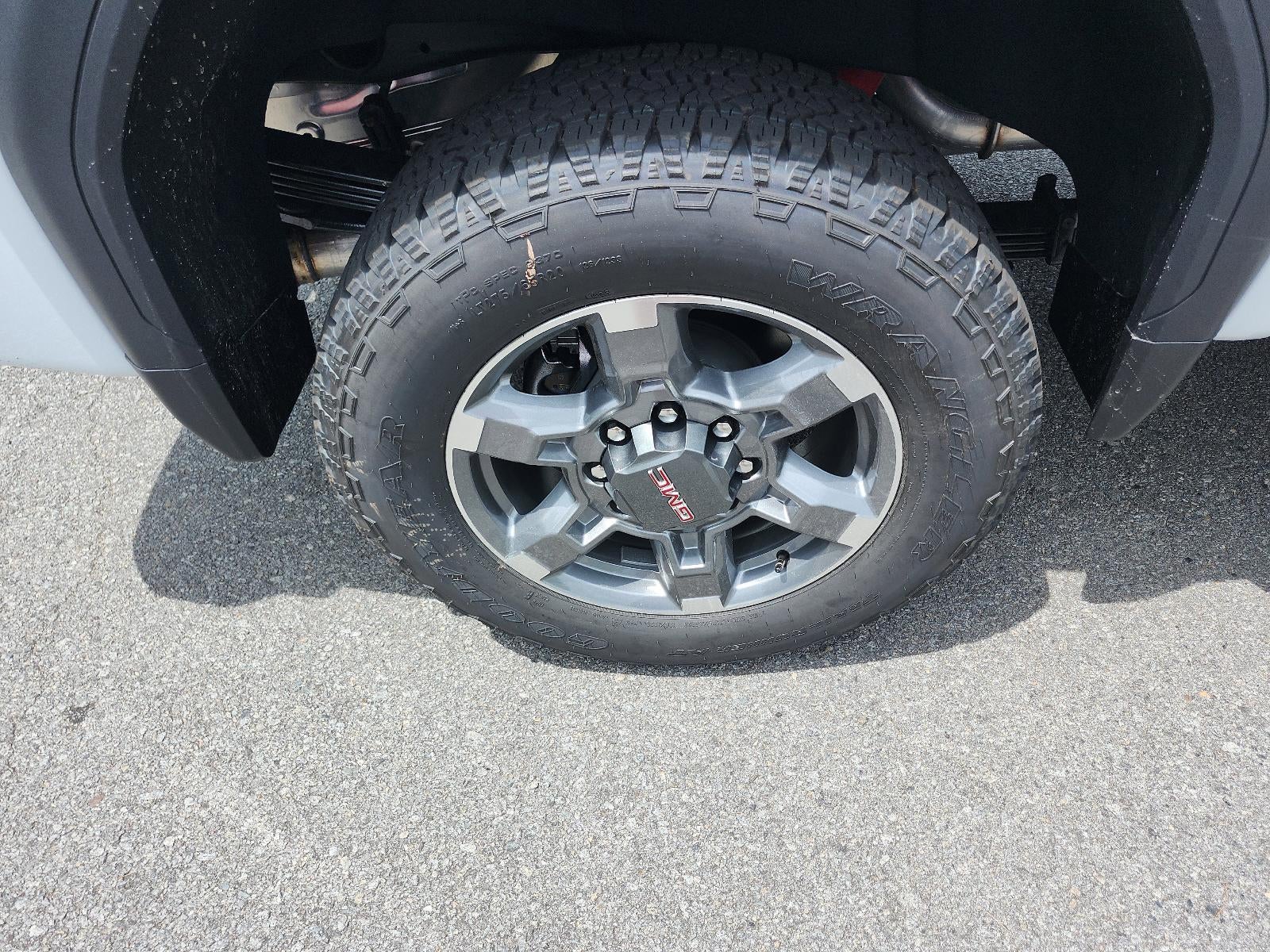 2026 GMC Sierra 2500 HD Crew Cab Standard Box 4-Wheel Drive SLT
