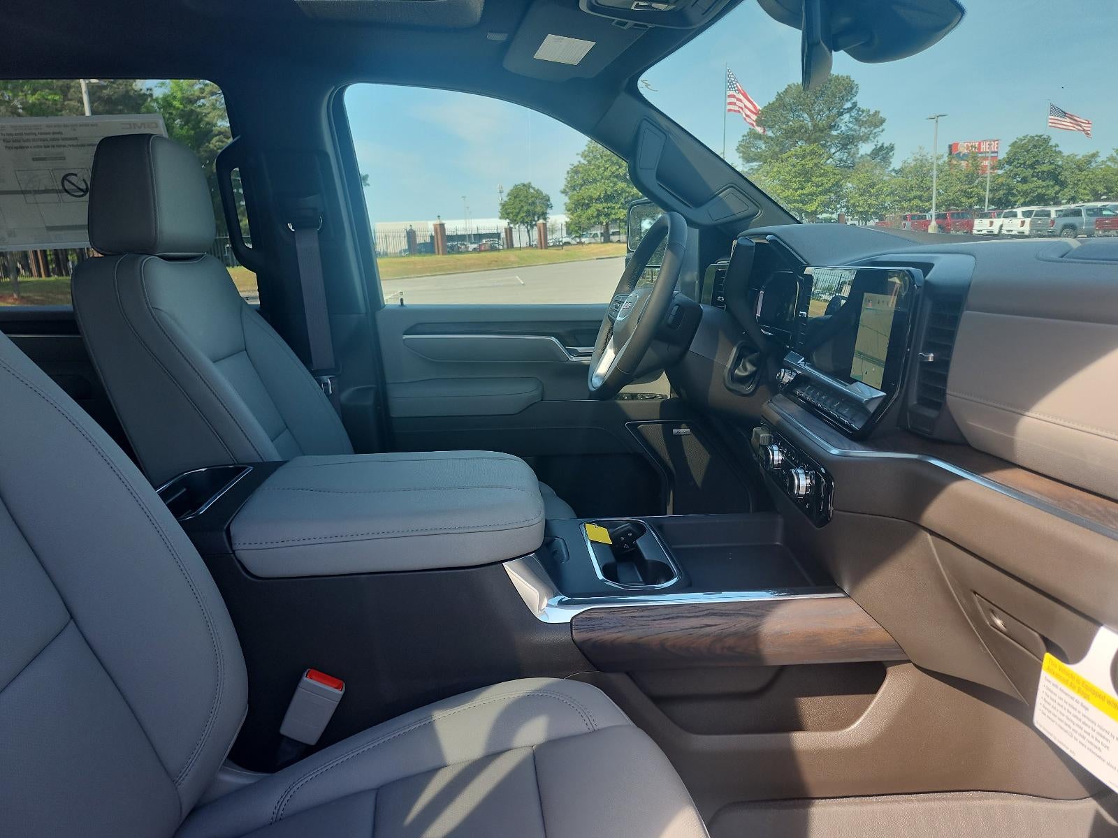 2026 GMC Sierra 2500 HD Crew Cab Standard Box 4-Wheel Drive SLT