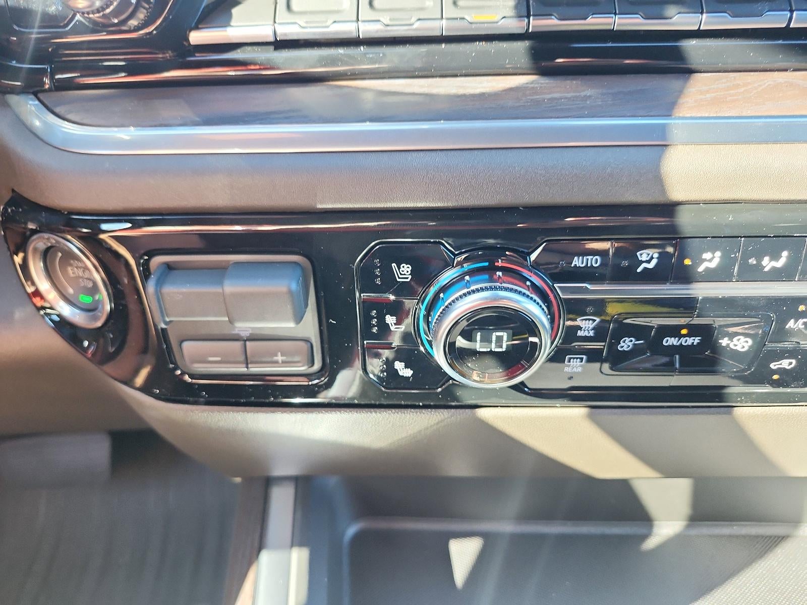 2026 GMC Sierra 2500 HD Crew Cab Standard Box 4-Wheel Drive SLT