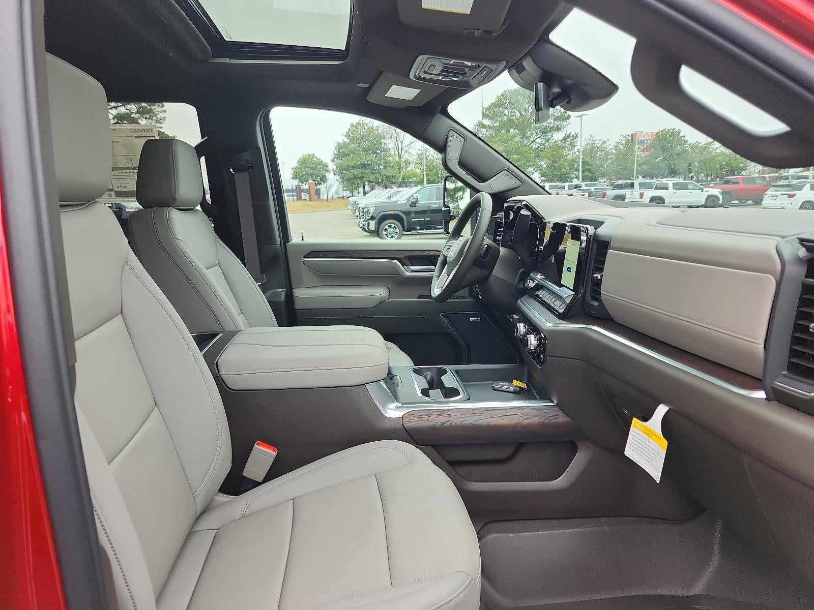 2026 GMC Sierra 2500 HD Crew Cab Standard Box 4-Wheel Drive SLT