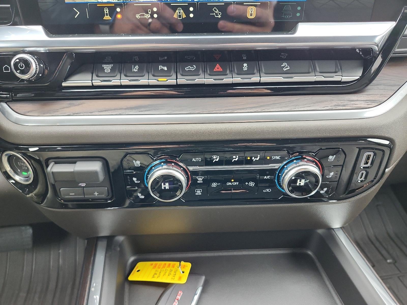 2026 GMC Sierra 2500 HD Crew Cab Standard Box 4-Wheel Drive SLT