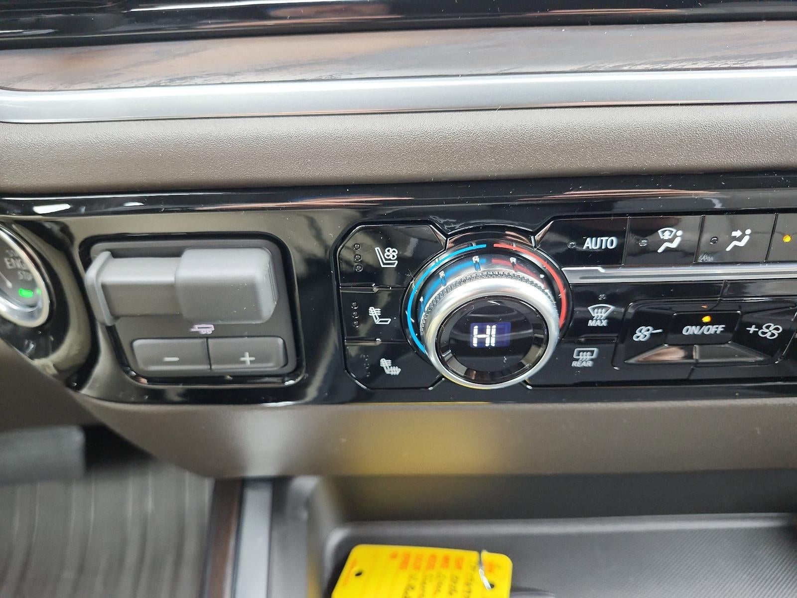 2026 GMC Sierra 2500 HD Crew Cab Standard Box 4-Wheel Drive SLT