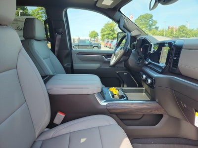 2026 GMC Sierra 2500 HD Crew Cab Standard Box 4-Wheel Drive SLT