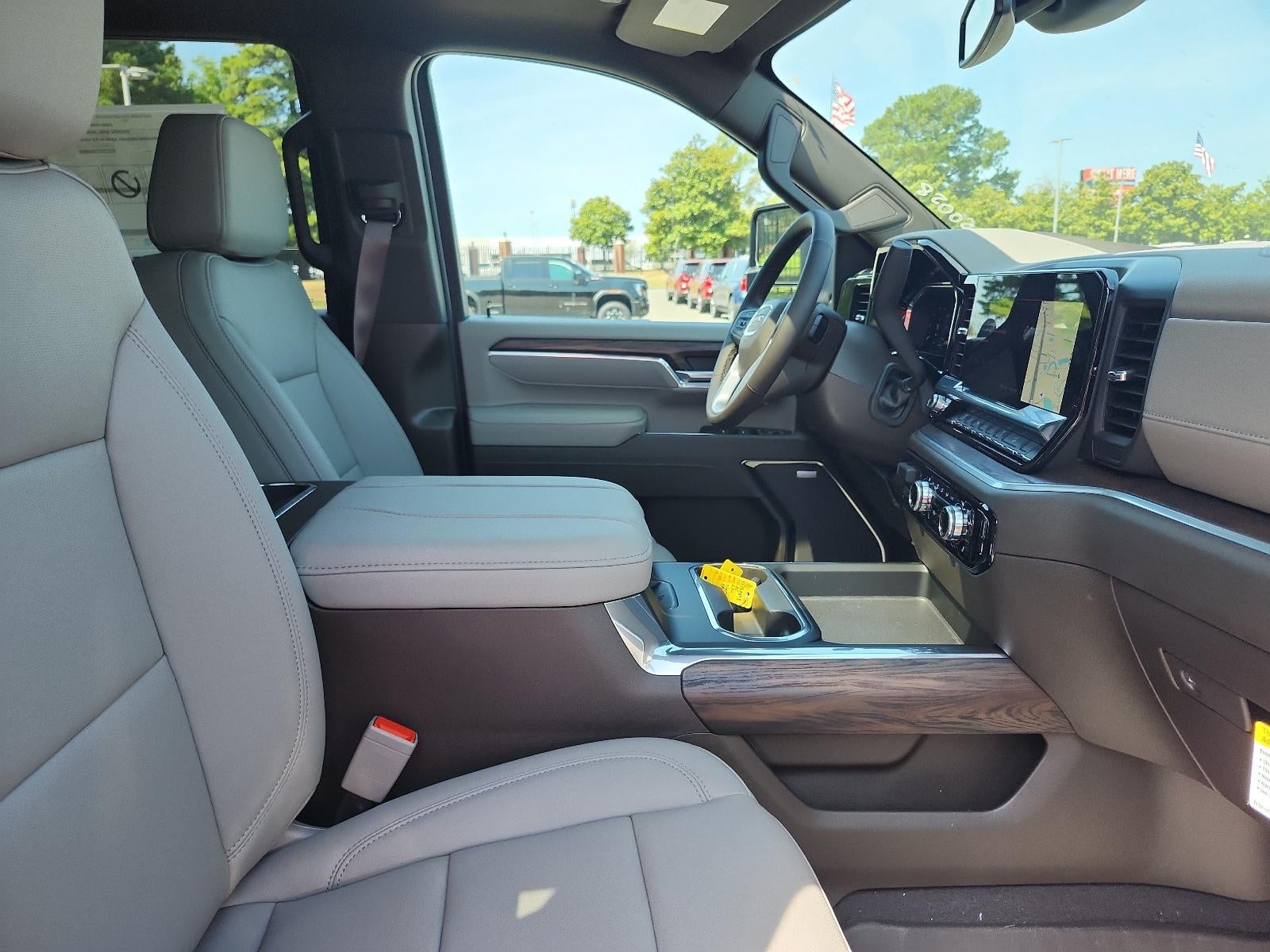 2026 GMC Sierra 2500 HD Crew Cab Standard Box 4-Wheel Drive SLT