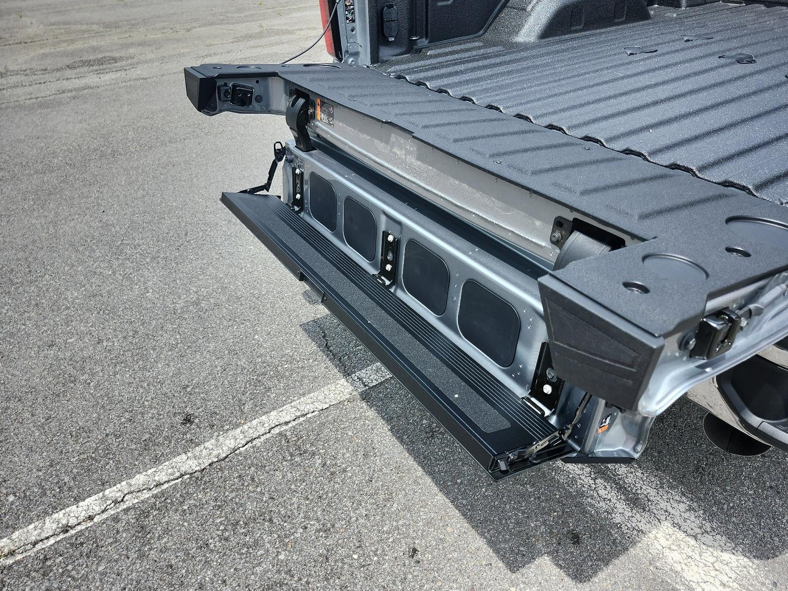 2026 GMC Sierra 2500 HD Crew Cab Standard Box 4-Wheel Drive SLT