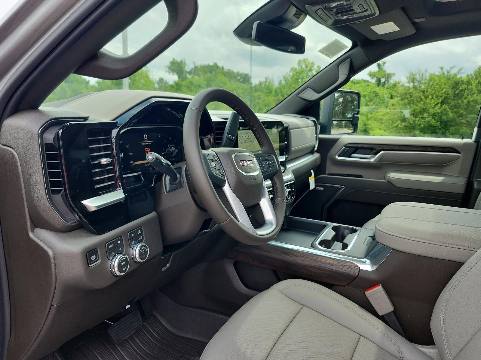 2026 GMC Sierra 2500 HD Crew Cab Standard Box 4-Wheel Drive SLT