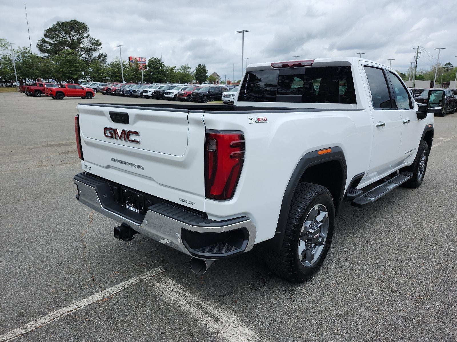 2025 GMC Sierra 2500 HD SLT