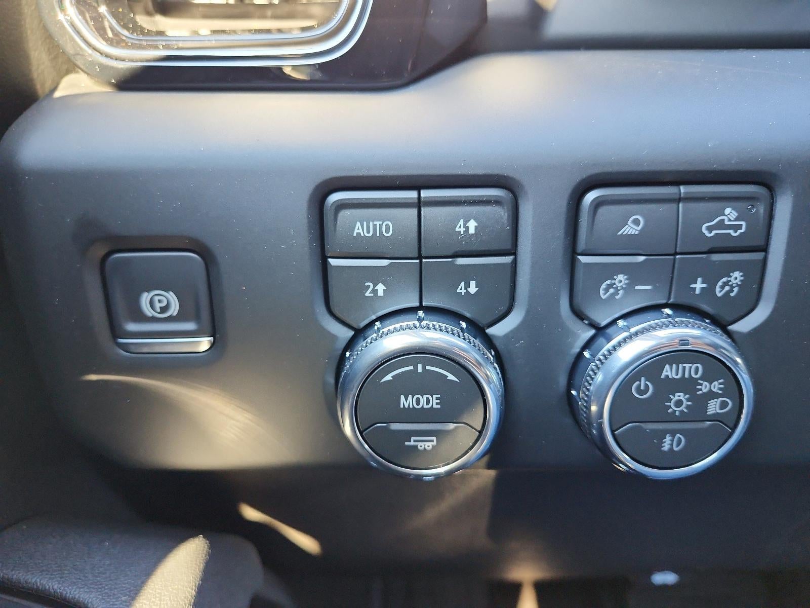 2026 GMC Sierra 2500 HD Crew Cab Standard Box 4-Wheel Drive AT4