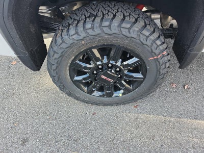 2026 GMC Sierra 2500 HD Crew Cab Standard Box 4-Wheel Drive AT4